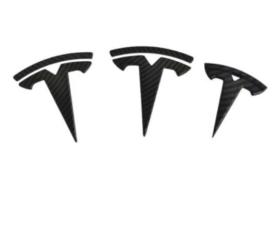 logo frontal fibra de carbono Tesla logotipo