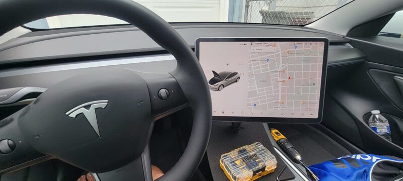 Kit para pantalla giratoria Tesla Model 3 / Model Y